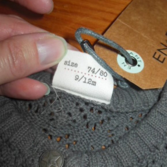 New! EN FANT 9-12M Gray Pointelle Knit Cardigan Sweater - Picture 4 of 5